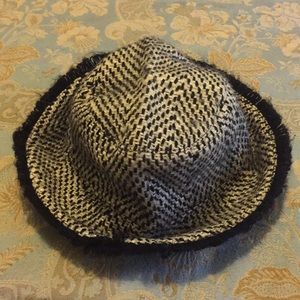 Vintage 90’s Leah Aiken Leather & Tweed bucket hat